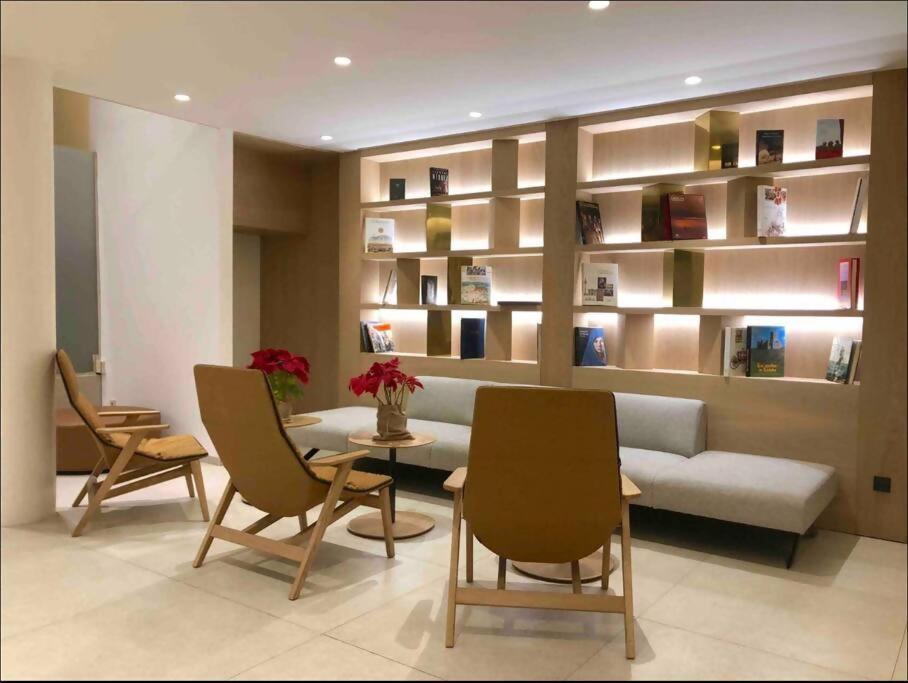 New Apt In The Heart Of Madryt Zewnętrze zdjęcie